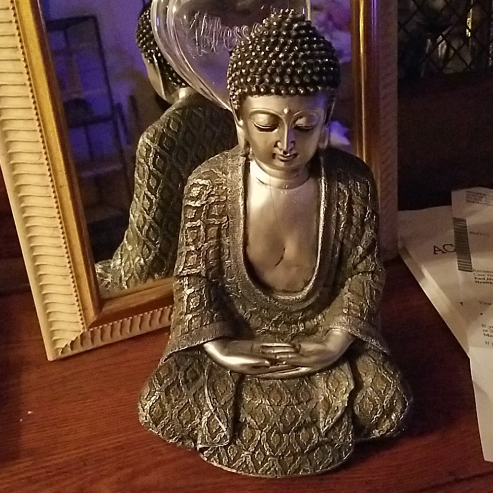 Buddha statue